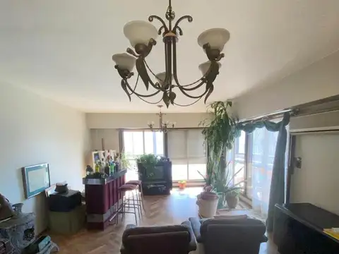 Departamento en Venta de 4 dormitorios