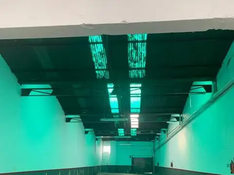 Galpón | Sgto. Cabral y Arenales