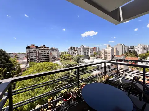 Venta Departamento 2 ambientes Moron Centro con Balcon y Baulera