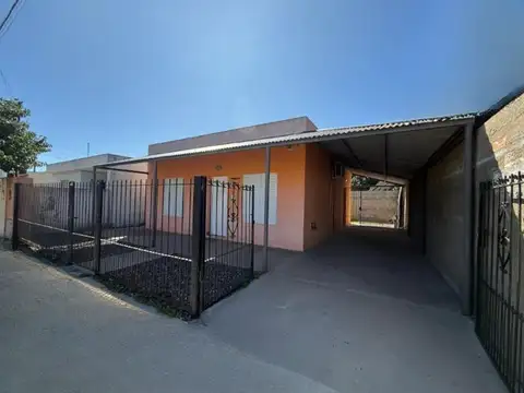 Casa en Domingo Savio 1053 