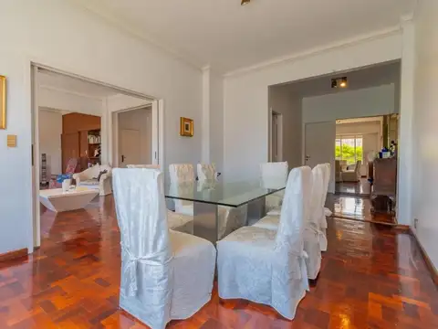 ALQUILER PISO 6 AMBIENTES AMOBLADO CON PATIO PRIVADO -RETIRO