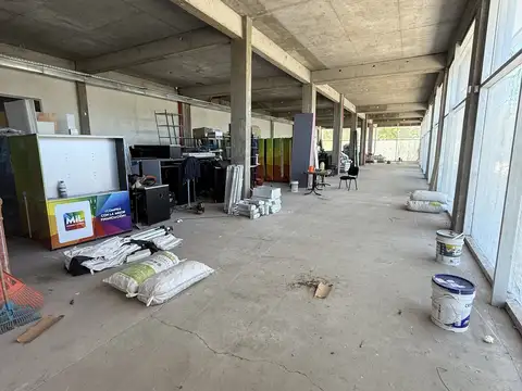 Excelente Local en alquiler en Ituzaingo