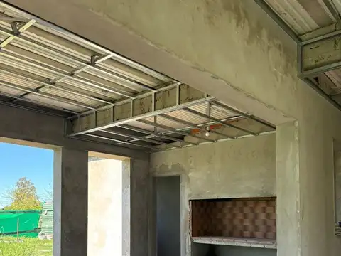 Casa 4 ambientes con 3 baños