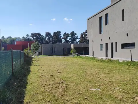 BARRIO BRISANOVA