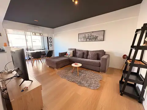 Alquiler temporal amoblado 2 ambientes AMPLIO con terraza propia!