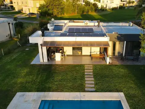 CASA 4 AMB PILETA MAGDALENA HISTÓRICO