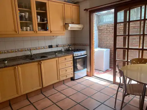 Depto Tipo Casa en Venta 25 años