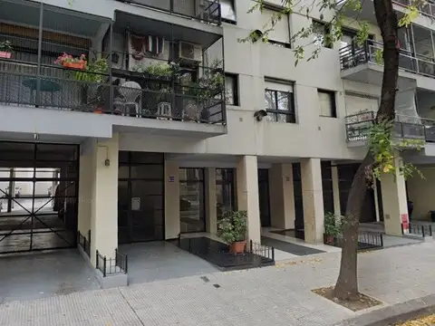 3 ambientes con Balcón. No se aceptan mascotas.