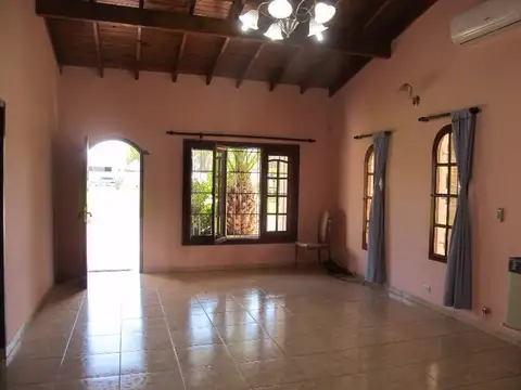 Casa en Alquiler de 2 dormitorios