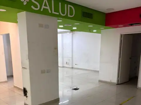 Excelente local de 230 mts