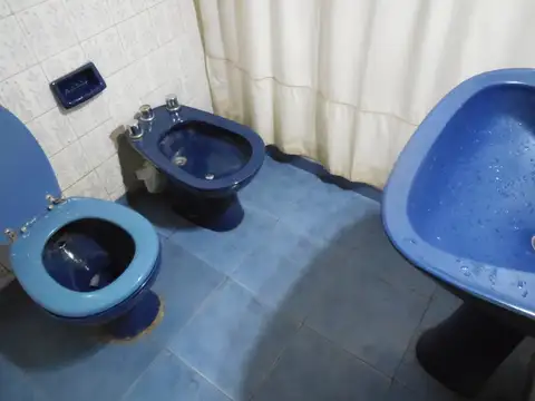 VENTA DEPARTAMENTO 3 AMBIENTES EN PLANTA BAJA AL FRENTE SIN EXPENSAS