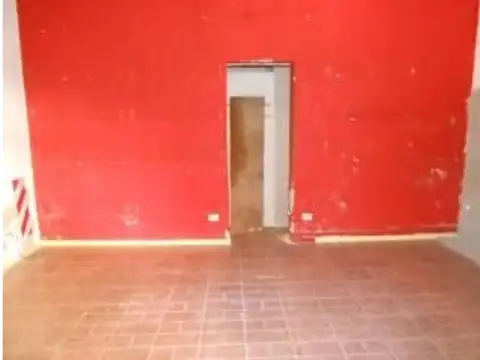 Local en Alquiler Via Pública