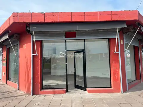 LOCAL EN ALQUILER - INGENIERO MASCHWITZ