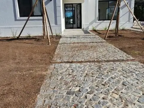 Casa A Estrenar - Lote A Laguna - San Matias