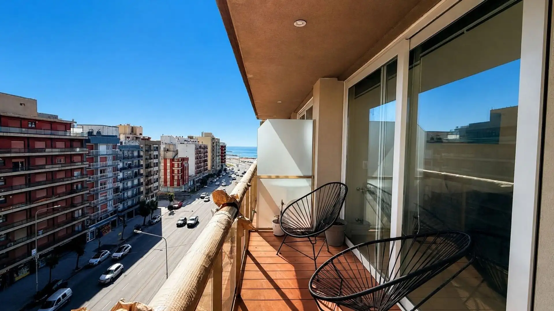 VENTA DEPARTAMENTO 3 AMBIENTES LA PERLA COCHERA