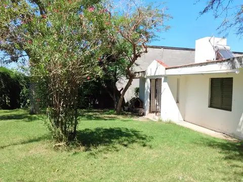 Venta casa + depto OPORTUNIDAD en Saldán 1000m2 