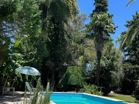Casa en venta en City Bell de 3 dormitorios