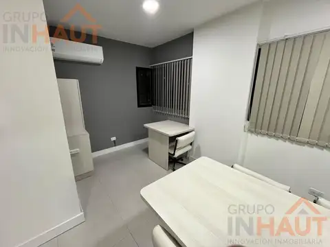 Oficina en Alquiler al Norte