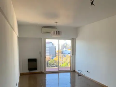 Departamento en Alquiler 3 ambientes - LINIERS