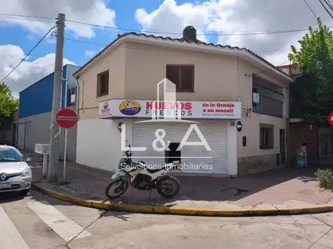 EN ALQUILER GALPÓN Y LOCAL COMERCIAL 