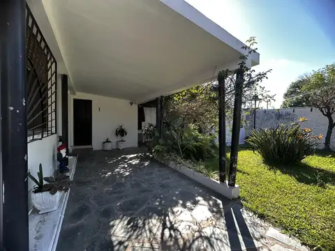 Casa en Venta en Ingeniero Adolfo Sourdeaux, Malvinas Argentinas - 3 Ambientes