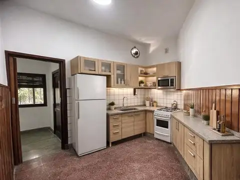 Casa 3 ambientes con 1 baño