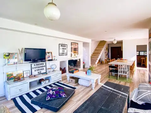 Casa en Venta en La Comarca, USD 376.000