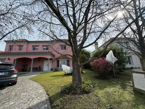 Casa en Alquiler en Ayres De Pilar, USD 3.500