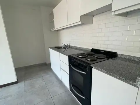 Departamento en Alquiler en Villa Luro, USD 1.000