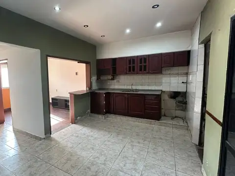 Depto Tipo Casa 4 ambientes con 1 baño