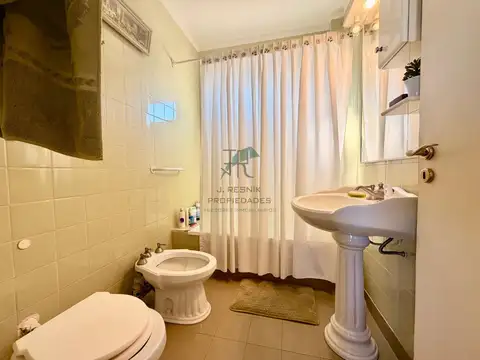 Departamento 4 ambientes con 3 baños