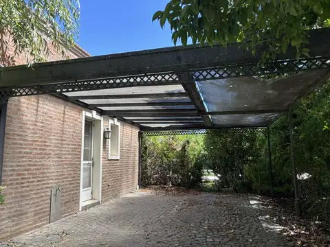 Casa en Venta 5 Ambientes en La Pradera - Pilar