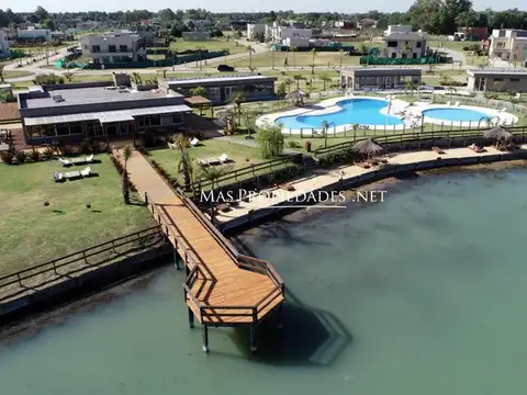 Venta Terreno / Lote a la laguna en Lagos De Canning