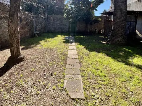 VENTA CASA 4 AMB CON PATIO, TERRAZA Y COCHERA - PALOMAR
