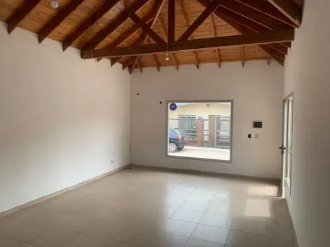 Local en Alquiler en Roldan, $ 430.000