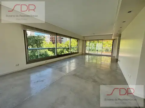 Departamento 4 ambientes en Belgrano Barrancas