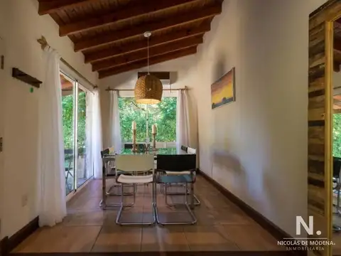 Casa 4 ambientes con 3 baños