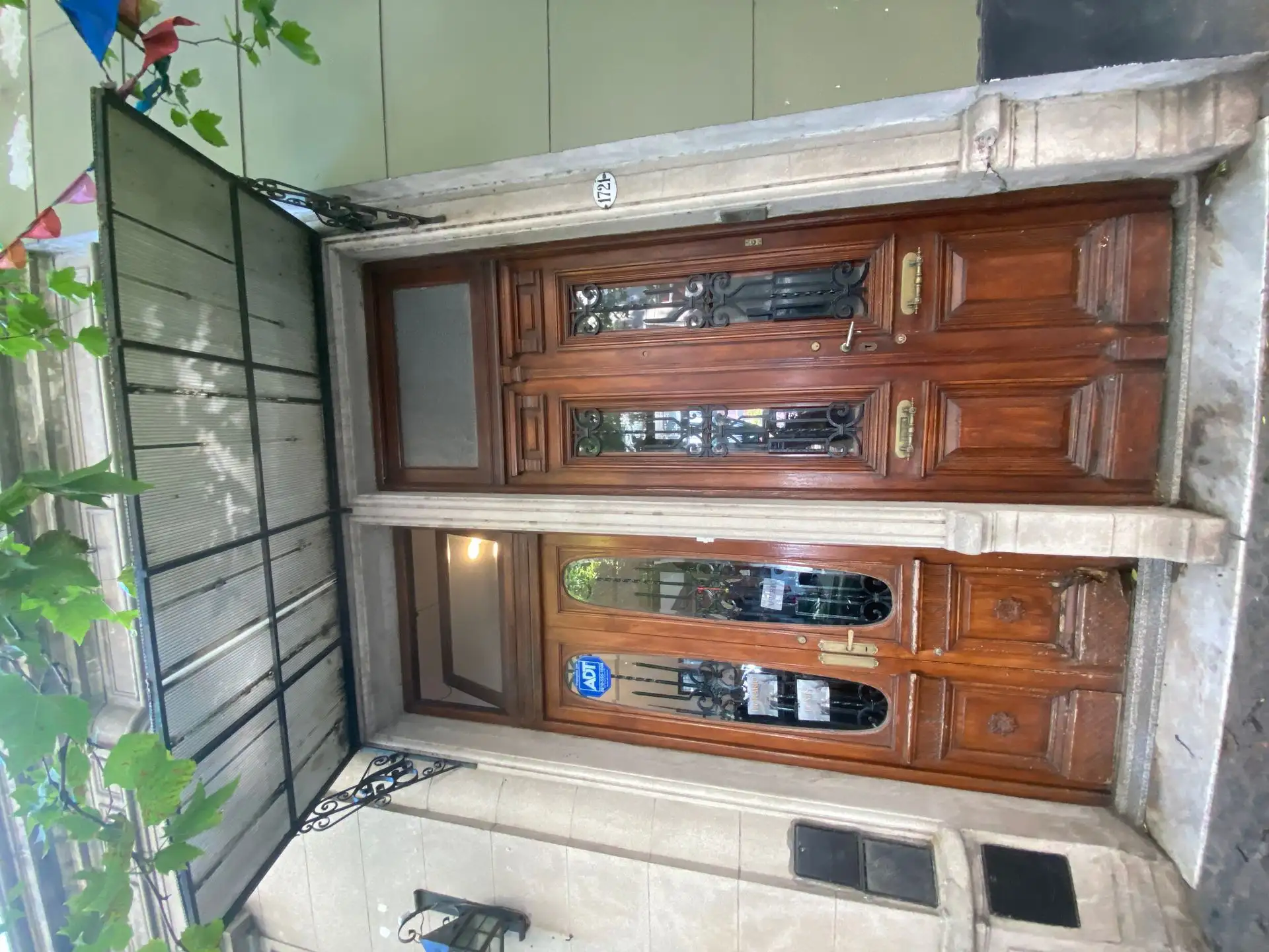Amplia Casona, uso comercial y/o familiar