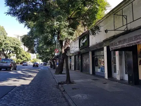 Local en Venta Via Pública