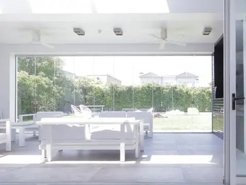 Casa en Alquiler en Windbells, USD 9.500