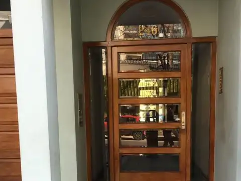 Acevedo 246 , Piso 2