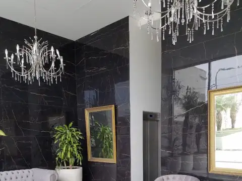 Dpto 4 amb con detalles de categoria premium con dos cocheras. Sum y pileta. Almirante Brown 2973, T