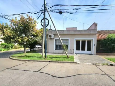 Casa en Venta en Martinez, USD 220.000