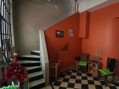 Casa 5 ambientes con 3 baños