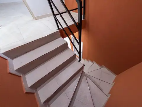 Depto Tipo Casa en Venta 5 años