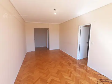 Aguilar al 2500, piso 15. Belgrano