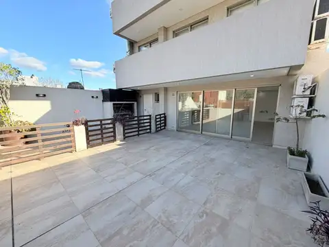 Venta de Departamento 4 con Cochera y balcón Ambientes en Villa Luro, Capital Federal - Apto credito