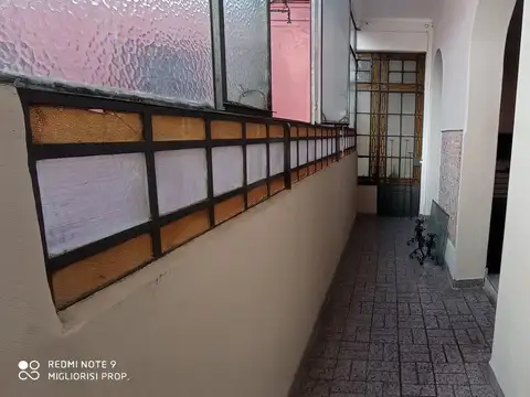 Depto Tipo Casa 5 ambientes con 2 baños