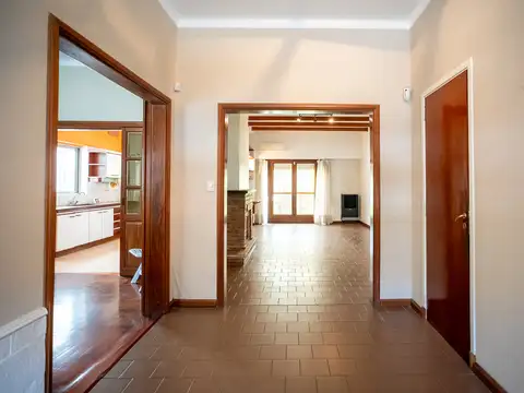 Casa en Venta en Olivos, USD 370.000