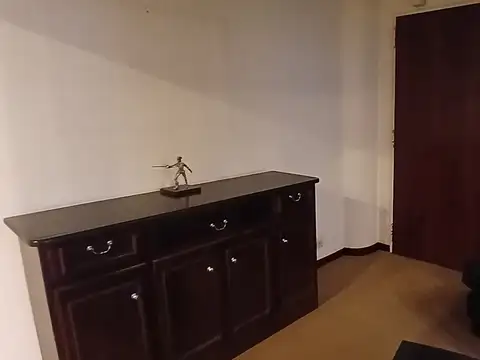 Oficina 2 ambientes con 1 baño